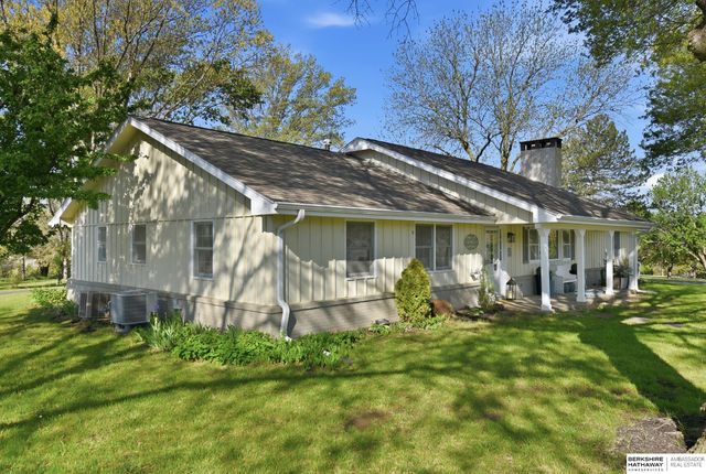 6101 Frontier Road, Lincoln, NE 68516
