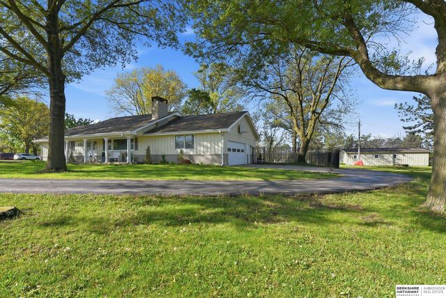 6101 Frontier Road, Lincoln, NE 68516