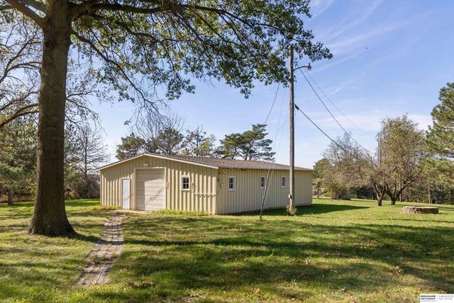 6101 Frontier Road, Lincoln, NE 68516