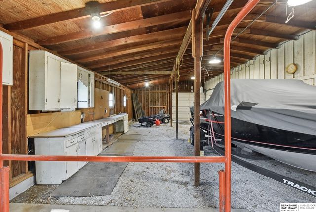 6101 Frontier Road, Lincoln, NE 68516