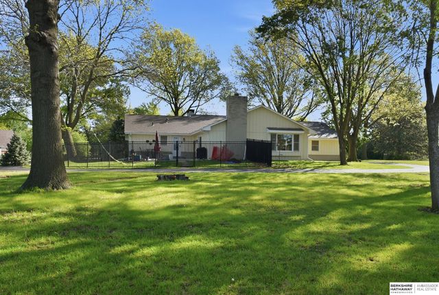 6101 Frontier Road, Lincoln, NE 68516