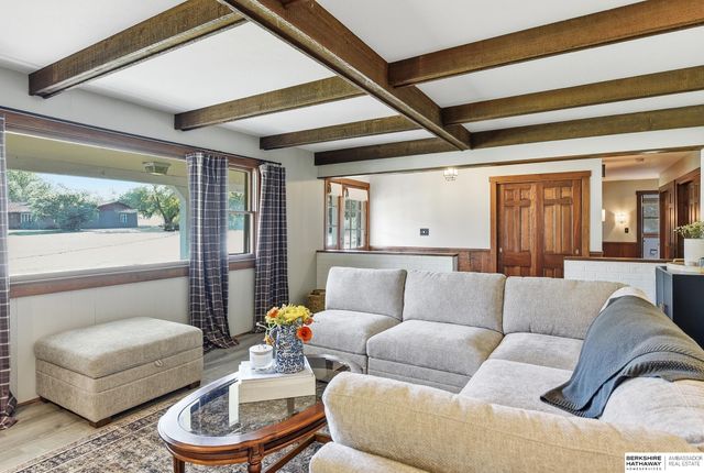 6101 Frontier Road, Lincoln, NE 68516
