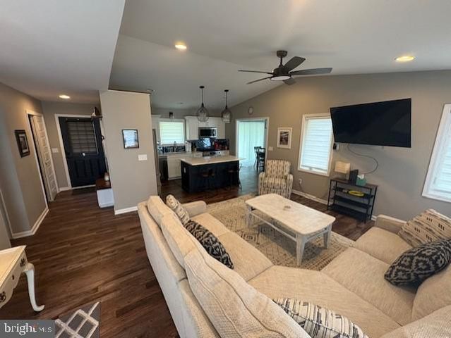 303 ELLENDALE CIR, Salisbury, MD 21804