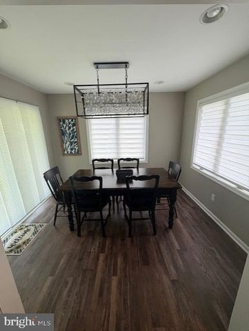 303 ELLENDALE CIR, Salisbury, MD 21804