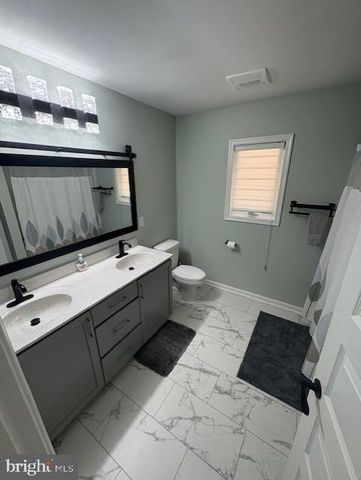 303 ELLENDALE CIR, Salisbury, MD 21804