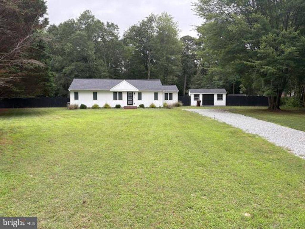 303 ELLENDALE CIR, Salisbury, MD 21804