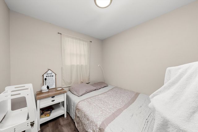 7457 W 64th Street, Summit, IL 60501