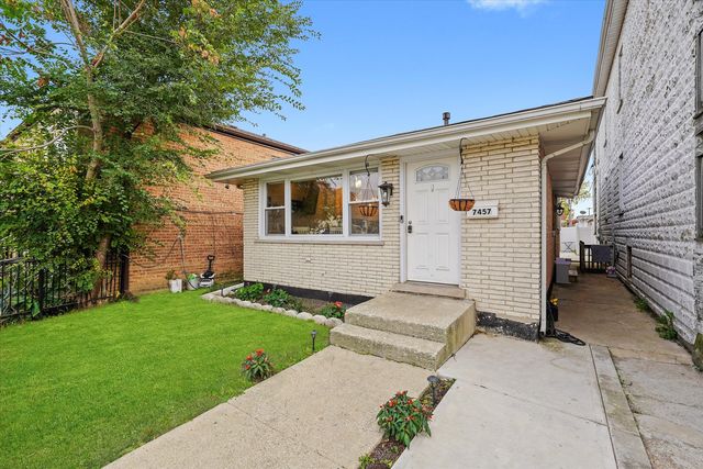 7457 W 64th Street, Summit, IL 60501