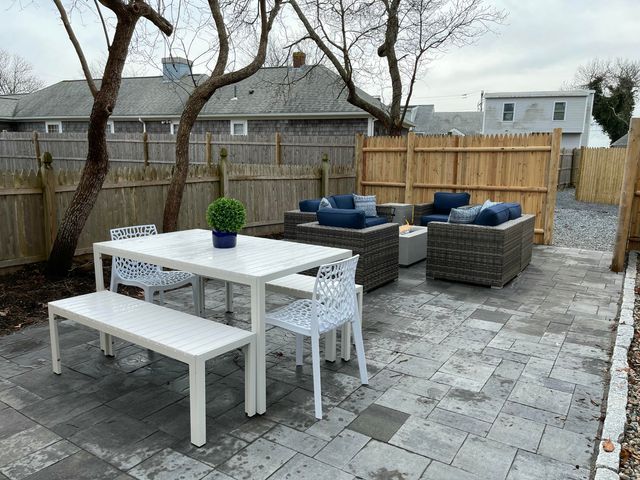 186 Seaview Avenue UNIT 3, South Yarmouth, MA 02664