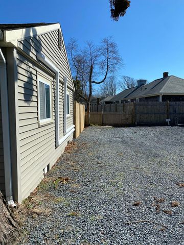 186 Seaview Avenue UNIT 3, South Yarmouth, MA 02664