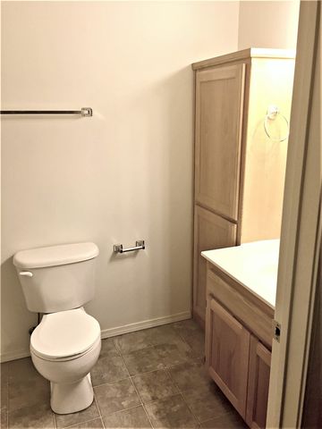 1774 N Gregg Avenue 4, Fayetteville, AR 72703