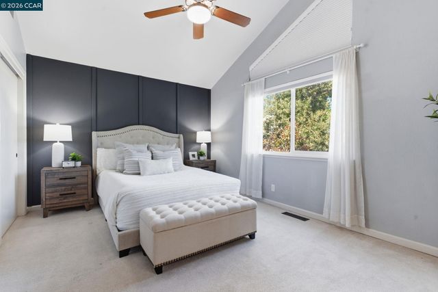 2280 N Crest Ave, Martinez, CA 94553