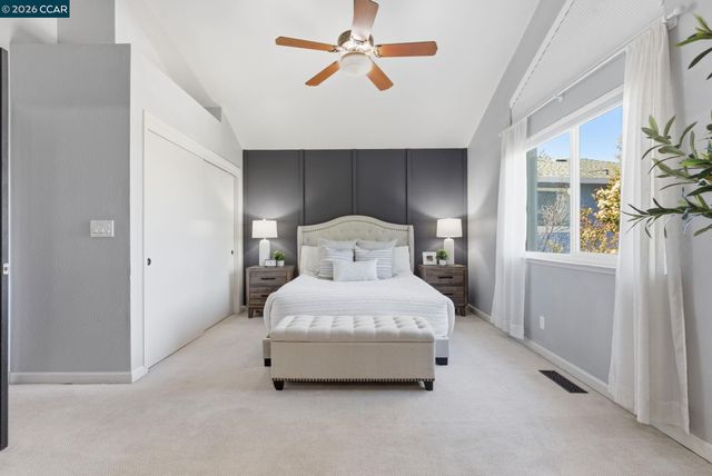 2280 N Crest Ave, Martinez, CA 94553