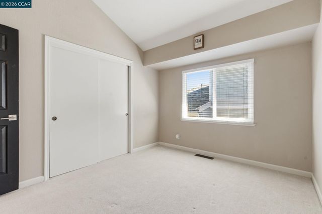 2280 N Crest Ave, Martinez, CA 94553