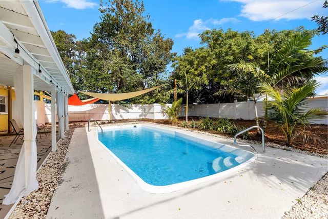 8215 QUAIL ROAD, Seminole, FL 33777