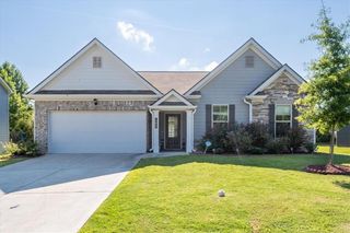 103 McGinnis Circle, Calhoun, GA 30701