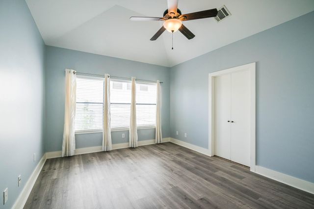 3702 Omeara Drive, Houston, TX 77025