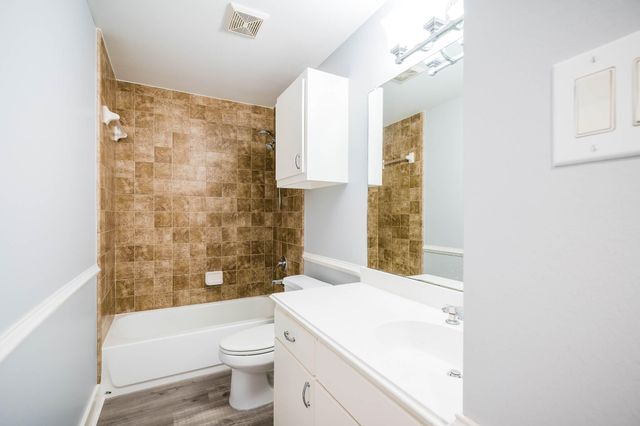 3702 Omeara Drive, Houston, TX 77025