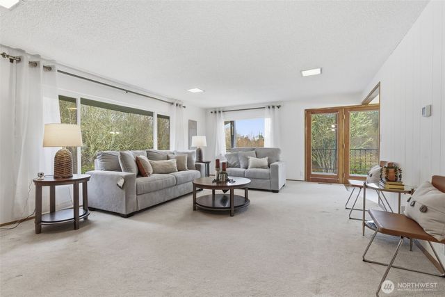 22628 Holgar Court NE, Poulsbo, WA 98370