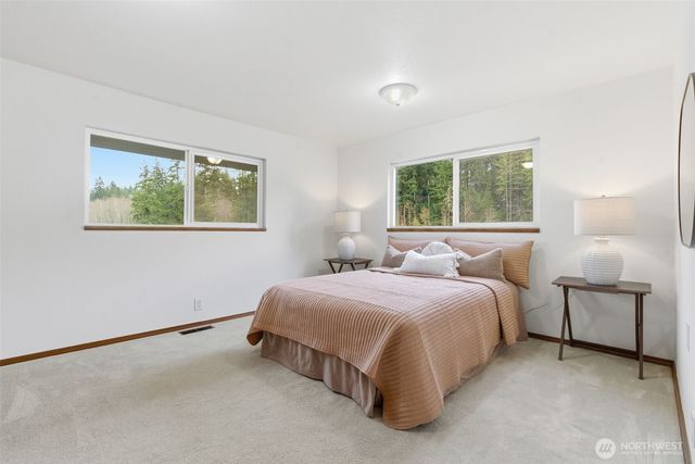 22628 Holgar Court NE, Poulsbo, WA 98370