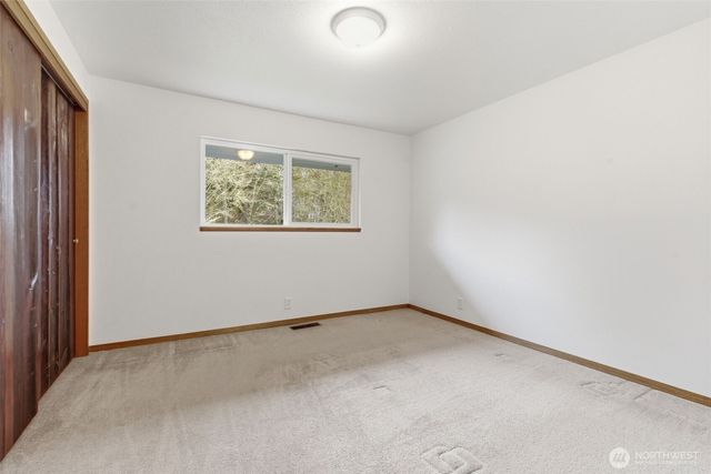 22628 Holgar Court NE, Poulsbo, WA 98370