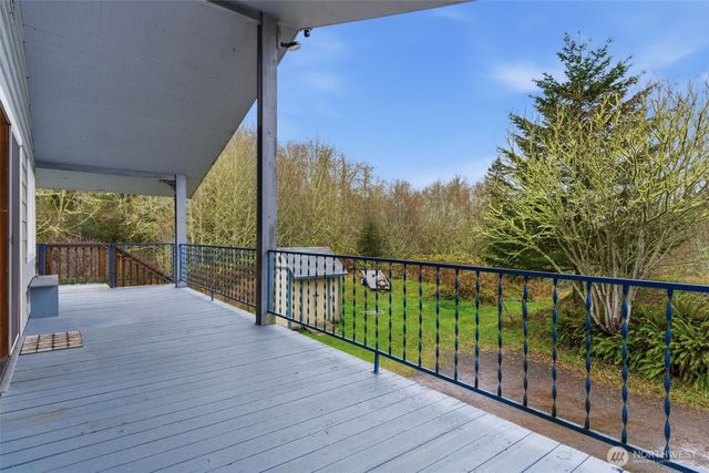 22628 Holgar Court NE, Poulsbo, WA 98370