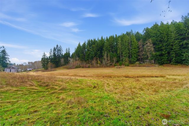 22628 Holgar Court NE, Poulsbo, WA 98370