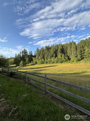 22628 Holgar Court NE, Poulsbo, WA 98370