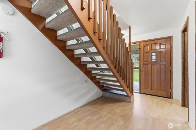 22628 Holgar Court NE, Poulsbo, WA 98370