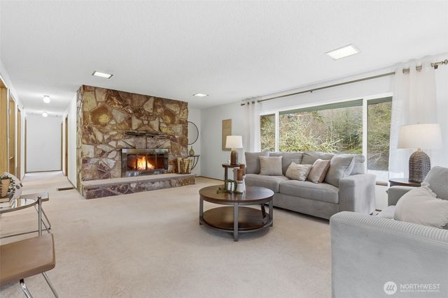 22628 Holgar Court NE, Poulsbo, WA 98370