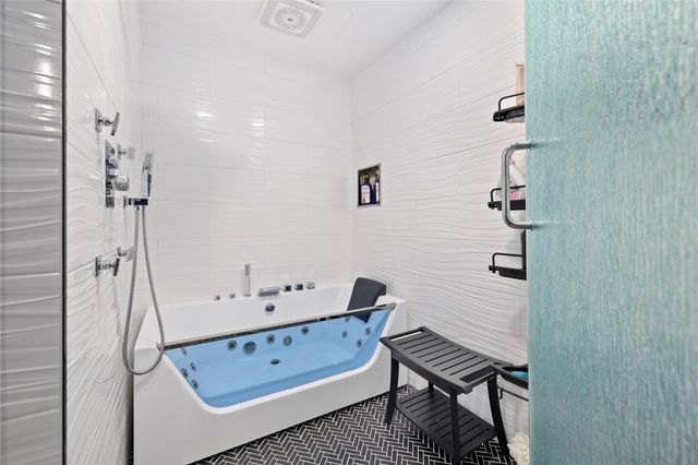 10822 Elmdale Drive, Houston, TX 77070