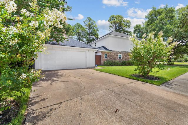 10822 Elmdale Drive, Houston, TX 77070