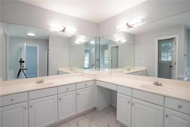 272 Birchmore Walk, Lawrenceville, GA 30044