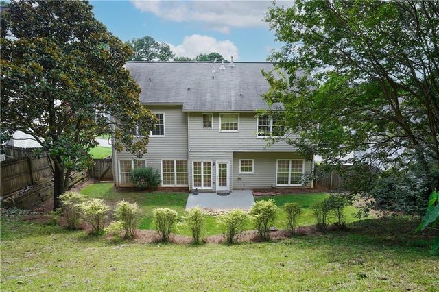 272 Birchmore Walk, Lawrenceville, GA 30044