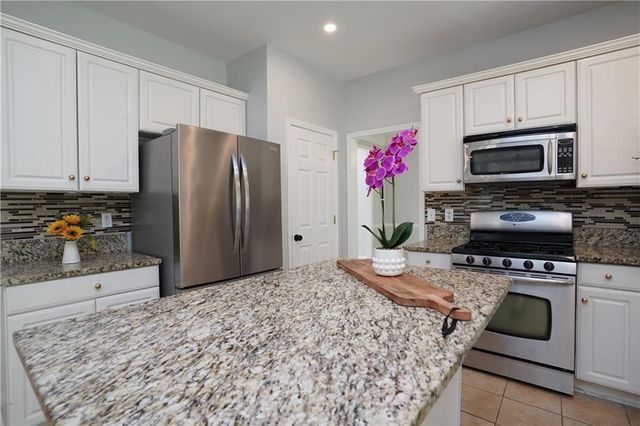 272 Birchmore Walk, Lawrenceville, GA 30044