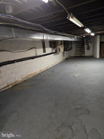 918 KINGS HWY, Haddon Heights, NJ 08035