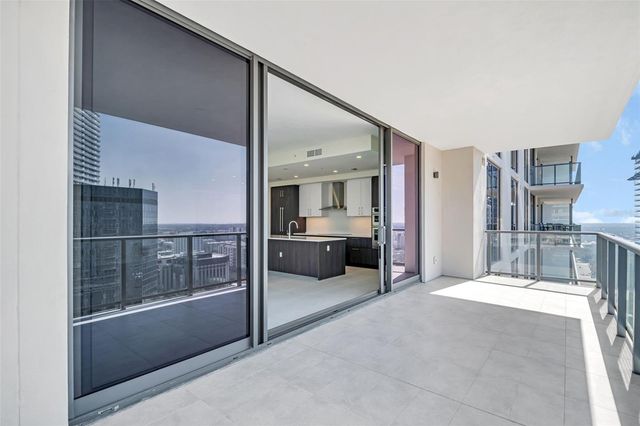 275 1ST AVENUE S 2001, St Petersburg, FL 33701