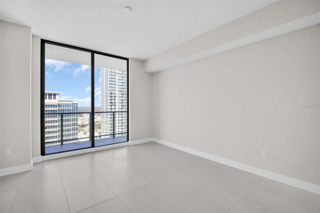 275 1ST AVENUE S 2001, St Petersburg, FL 33701