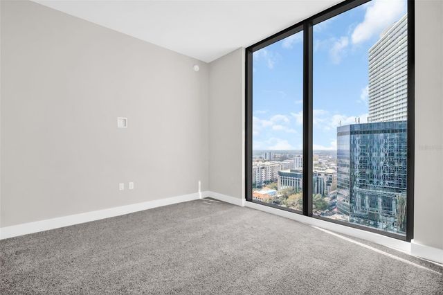 275 1ST AVENUE S 2001, St Petersburg, FL 33701