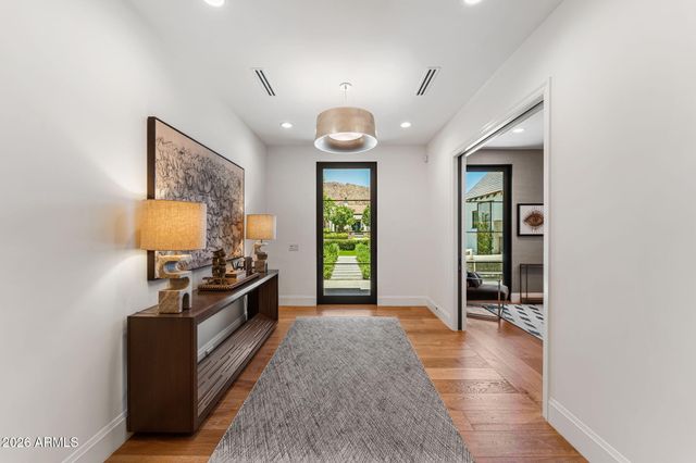 5843 E CALLE DEL SUD --, Phoenix, AZ 85018