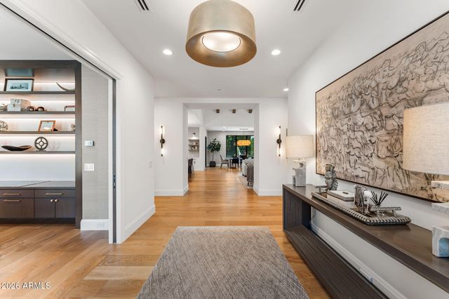 5843 E CALLE DEL SUD --, Phoenix, AZ 85018