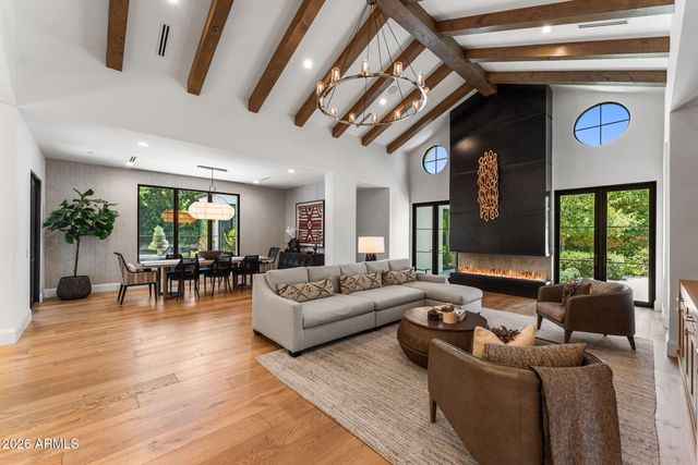 5843 E CALLE DEL SUD --, Phoenix, AZ 85018