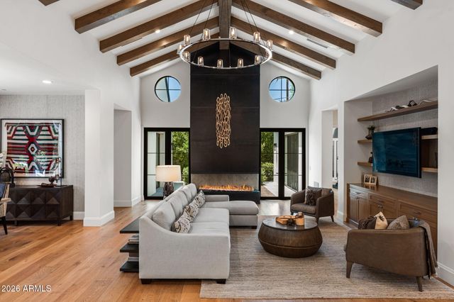 5843 E CALLE DEL SUD --, Phoenix, AZ 85018