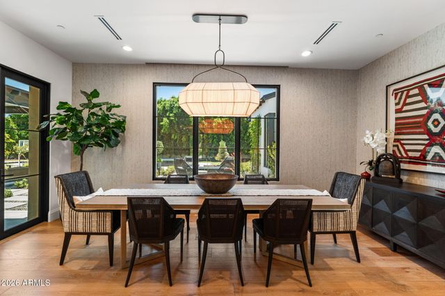 5843 E CALLE DEL SUD --, Phoenix, AZ 85018