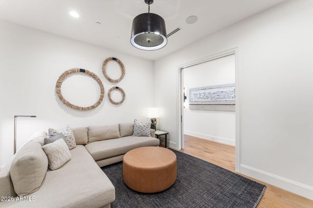 5843 E CALLE DEL SUD --, Phoenix, AZ 85018