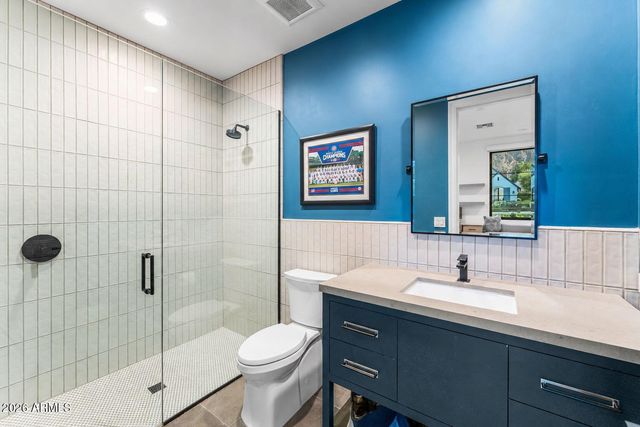 5843 E CALLE DEL SUD --, Phoenix, AZ 85018