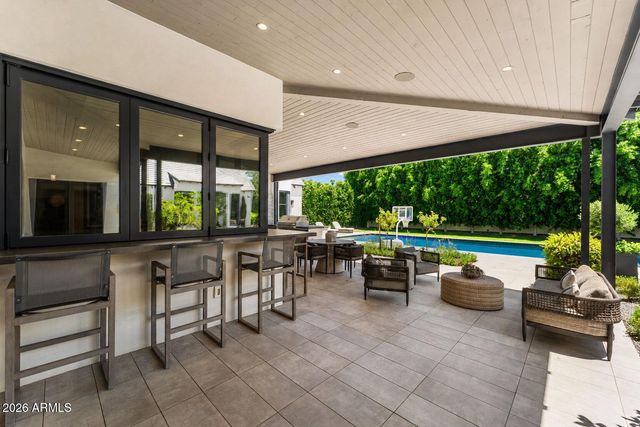 5843 E CALLE DEL SUD --, Phoenix, AZ 85018