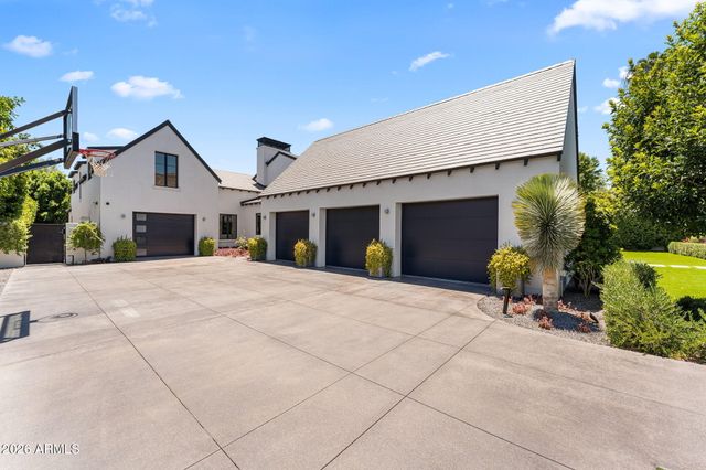 5843 E CALLE DEL SUD --, Phoenix, AZ 85018