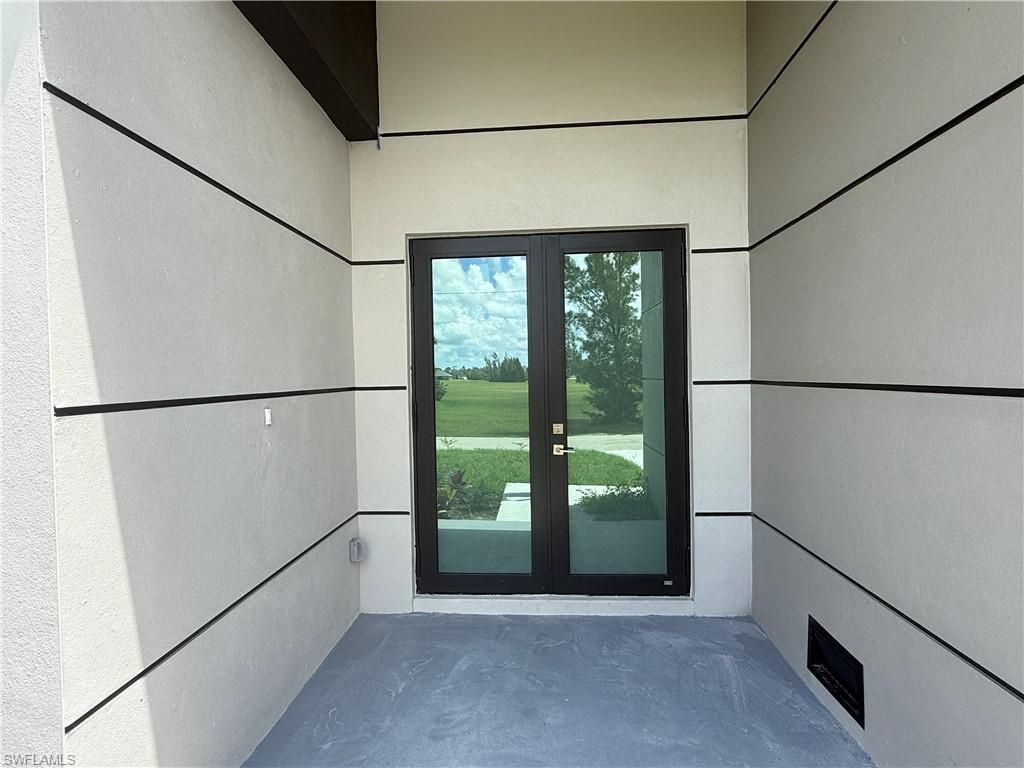 Image 2 of property listing at 4005 NW 22nd ST, Cape Coral, FL 33993