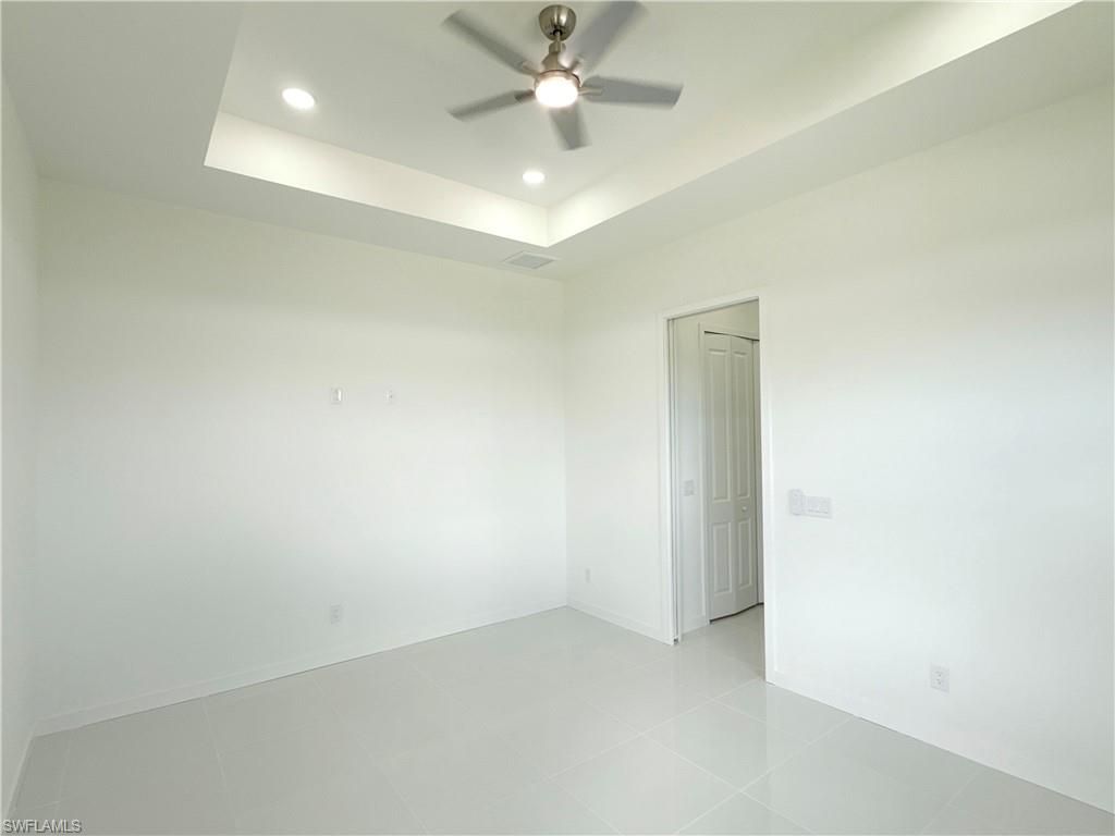Image 26 of property listing at 4005 NW 22nd ST, Cape Coral, FL 33993